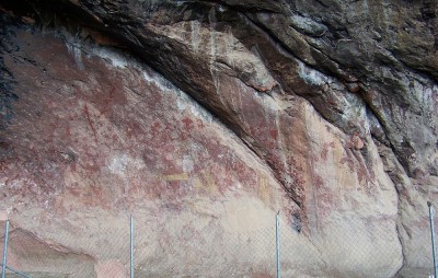 Figure 4. A full view of the painted panel at Cauadzidziqui. (Image Copyright: Arnaud F. Lambert).